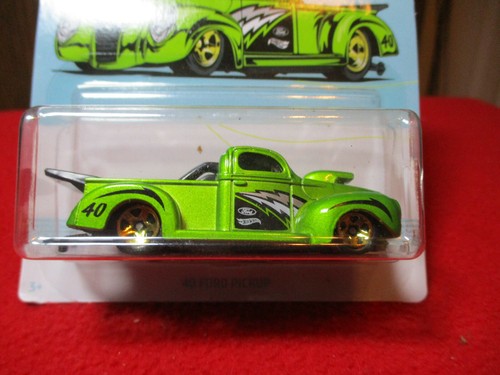 2017 Hot Wheels 1940 Ford Pickup Green Die Cast 1/64 Scale #01/10 Green Card - Picture 2 of 2