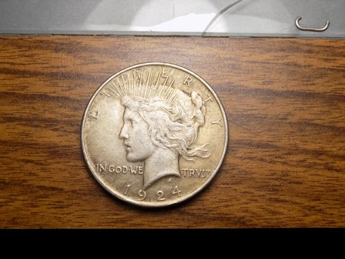 PEACE SILVER DOLLAR 1924 NICE AU/BU COLORFUL TONER 90% SILVER DOLLAR