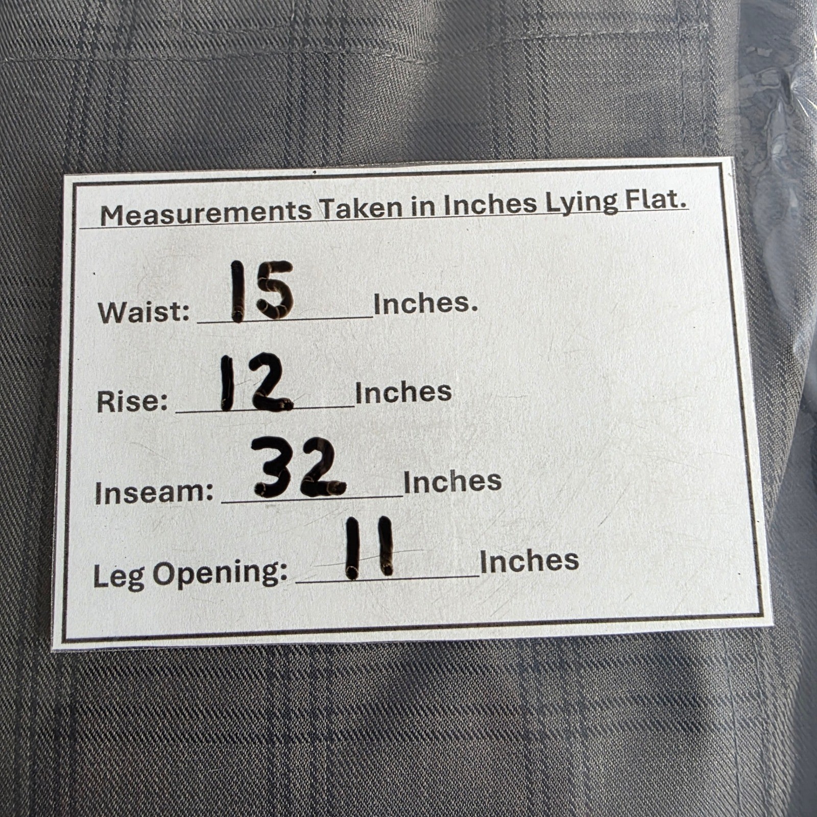 Body Glove Men's Size Large Plaid Snowboard Ski Pants Waterproof Insulated Cargo