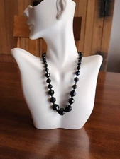 Vintage Cora Graduated Faceted Jet Black Crystal Glass 16” Necklace