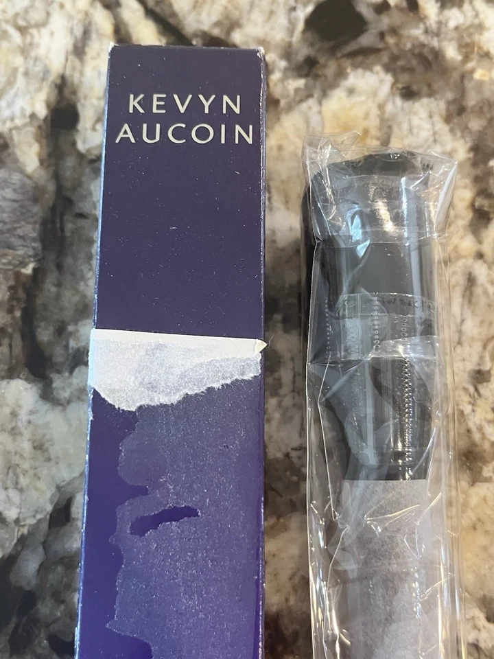 Kevyn Aucoin the Angled Foundation Brush Ultra Soft $68 Rare Beauty - Image 2 of 4