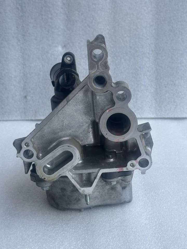 Bomba de agua con motor Lexus Es300H 2015 Foto 4 de 4