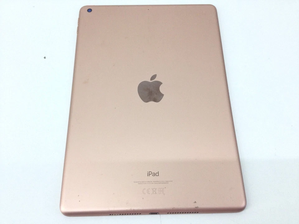 Apple iPad (7th generation) · 128GB · Wi-Fi, foto 2 de 5