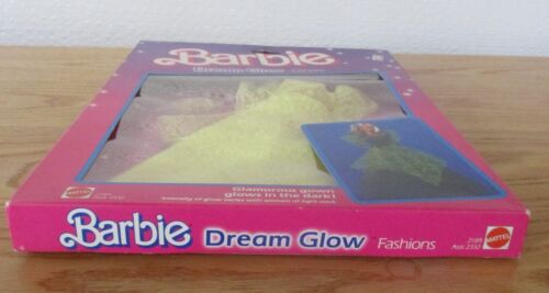Vintage 1985 Barbie Dream Glow in the Dark Fashions Gown Yellow Dress #2189 NRFB - Picture 4 of 7