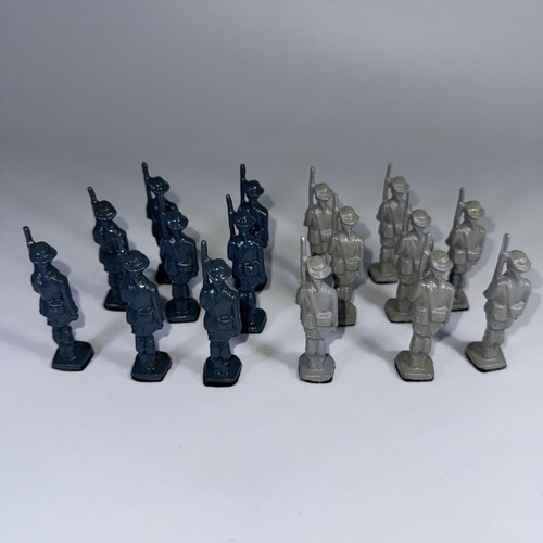 Vintage 32 Piece Pewter American Blue and Gray Civil War Chess Set - Picture 4 of 20