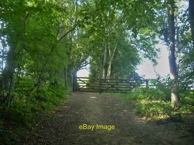 Photo 12x8 A circular walk around Blockley [7] The bridleway exits Bourton c2021