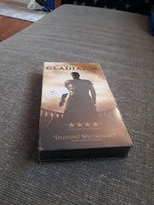 Gladiator Sealed VHS Tape Russell Crowe Joaquin Phoenix