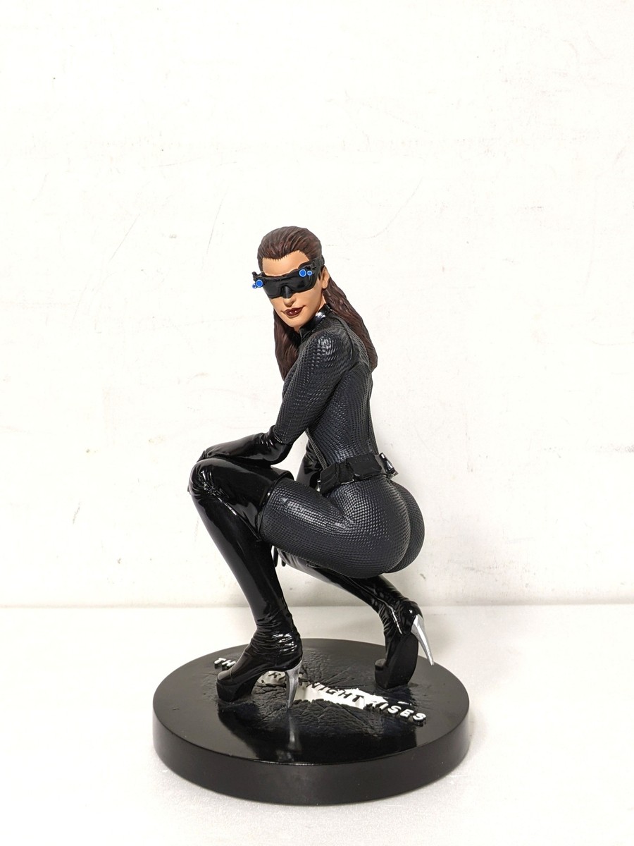 DC Collectibles 1/6 Scale CATWOMAN Statue THE DARK KNIGHT RISES