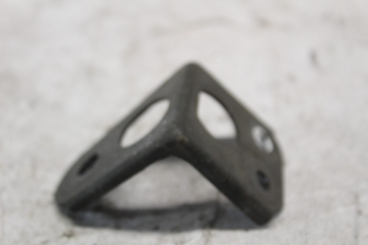 UPPER LEFT RADIATOR BRACKET 11047-1925 2002 KAWASAKI ZX-6 | eBay