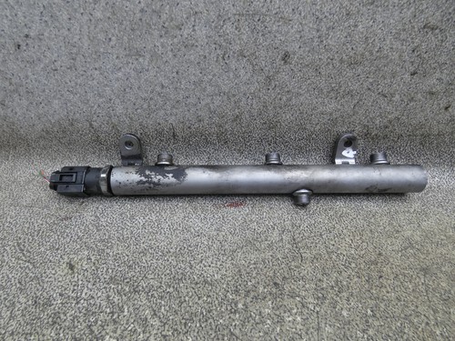 Einspritzleiste A6420700695 R rechts 167Tkm Chrysler 300C 3.0 CRD 09.1752.026