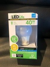 Globe LED 40w / 40 watt Soft White 470 Lumens A19 Lot of 4 Light Bulbs Energy