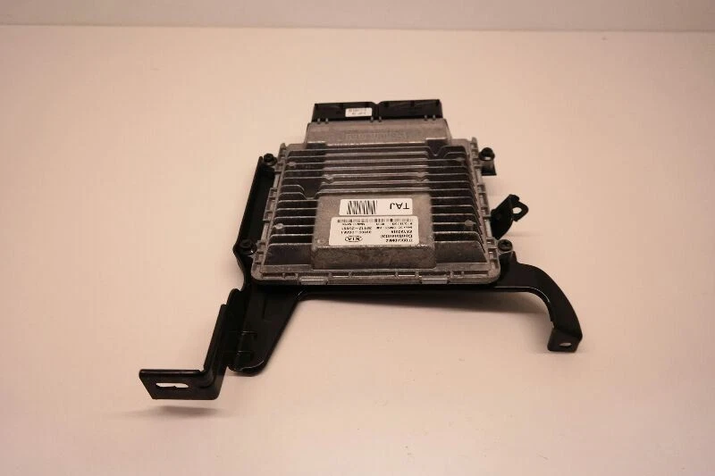 2011-2012 KIA OPTIMA LX Electronic Control Module US Market - Image 4 of 4