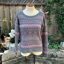Pink Rose Grey  Pink Crewneck Sweater Women's size Medium