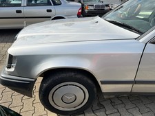 Mercedes W124 Limousine Kotfl&uuml;gel Seitenwand Radlauf Links 735 Astralsilber met.