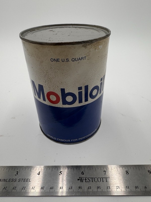 VINTAGE ADVERTISING  MOBIL CARDBOARD 1 QT OIL CAN  (FULL ) SAE 20-20W Pegasus