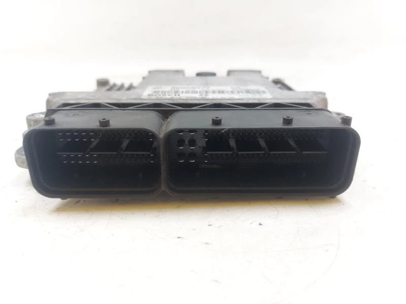 0281014296 CENTRALINA MOTORE ECU BOSCH CHEVROLET CAPTIVA (C100-C140) 4WD 2.0 VCD - Immagine 2 di 4