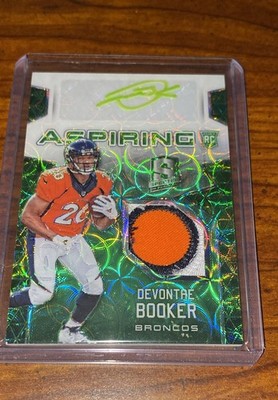 2016 Panini Spectra - Aspiring Patch Autographs Devontae Booker Neon Green /25 