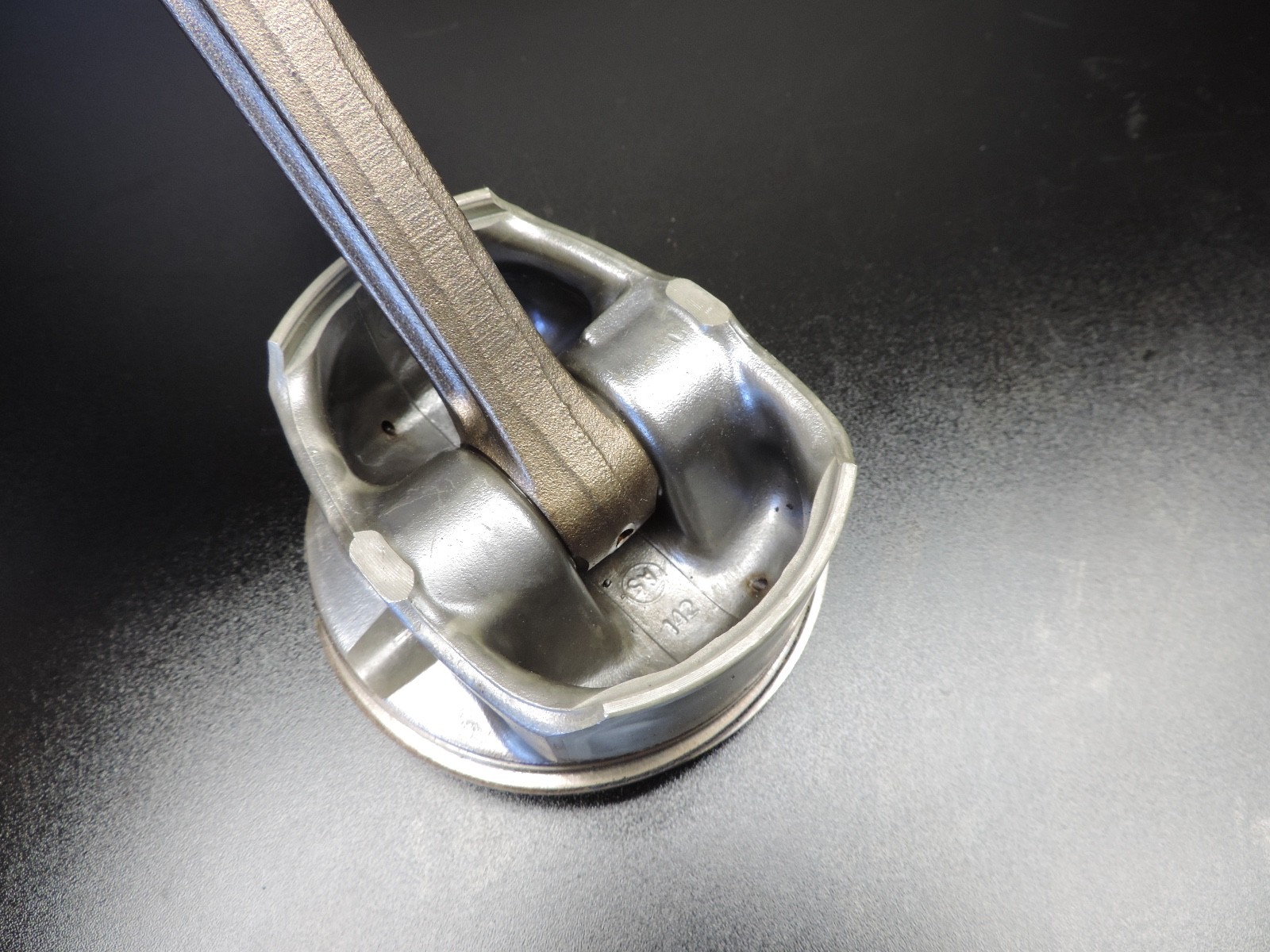 OEM Mercedes E55 S55 SL55 CLS55 CL55 ML55 G55 AMG M113K Piston