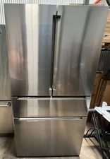 BOSCH 800 Series French Door Bottom Mount Refrigerator 36'' w/water & ice maker