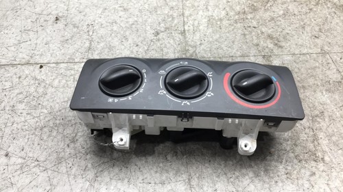 Commande chauffage RENAULT CLIO 2 PHASE 2 Diesel | Dubourg Automobiles