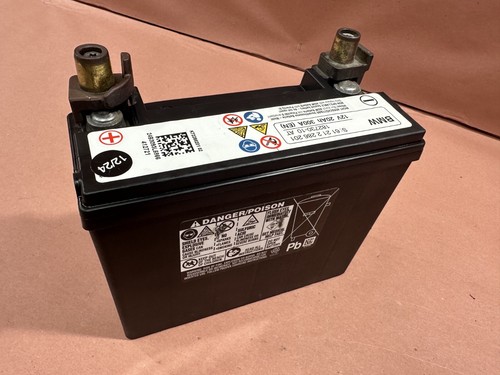 BMW I01 I3 Auxiliary Battery 12V 300A OEM 103K Miles YR 2018 - Picture 4 of 7