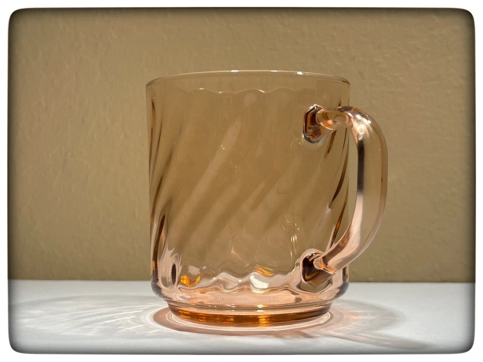 Tazas de vidrio rosa transparente ARCOROC hechas en Francia sin evidencia de uso $5,75 EA. Foto 3 de 4