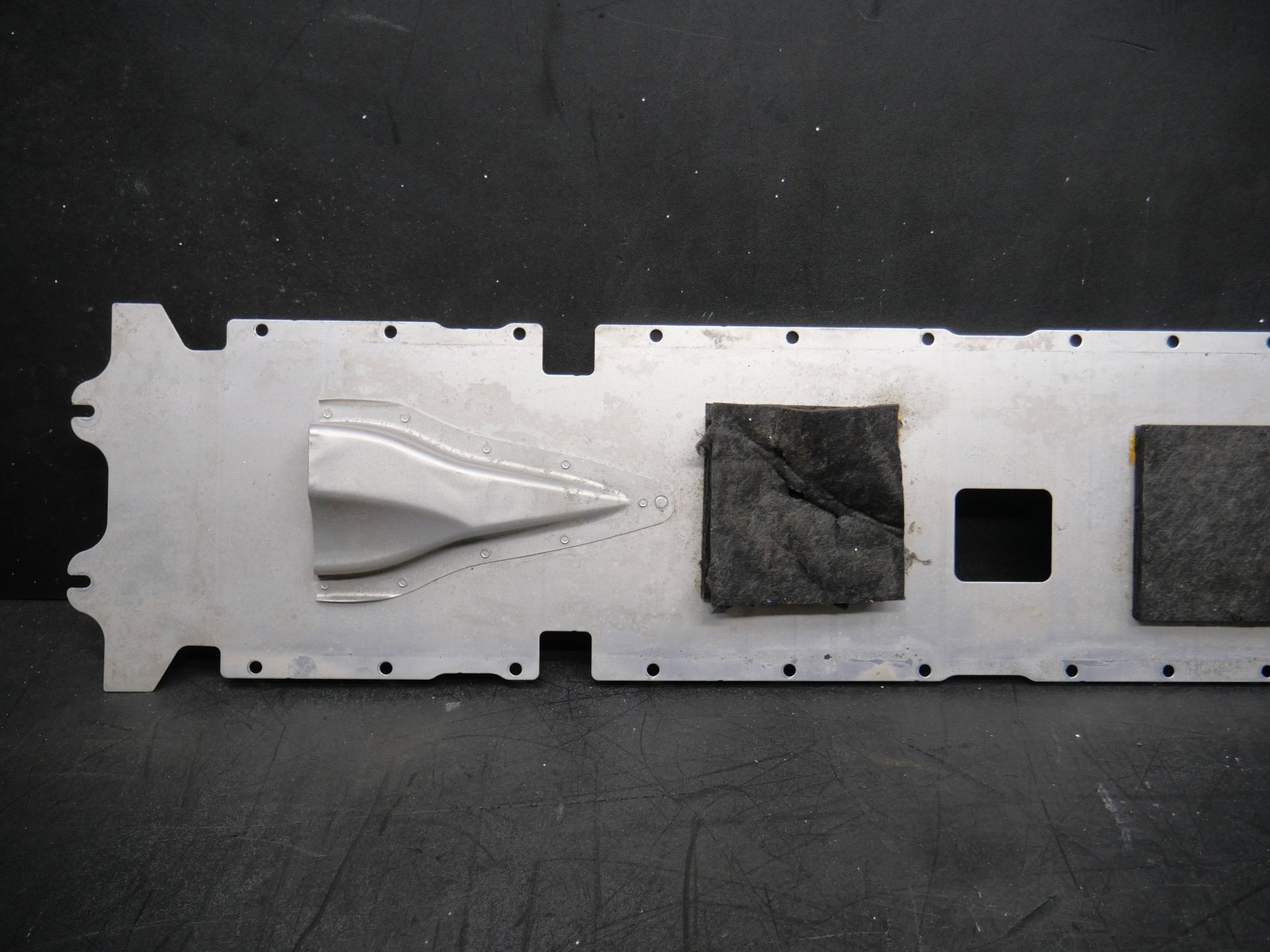 Audi R8 Plus Spyder 2017-2018 Center underbody shield