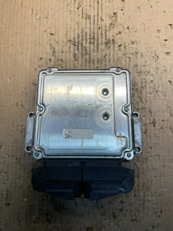 2012 - 2014 Hyundai Accent блок управления двигателем ECU модуль 39110-2bad5 u9512 DG - Изображение 3 из 4