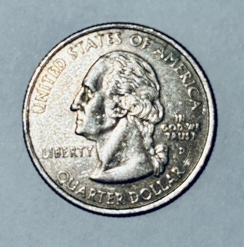 Alaska State Quarter 2008D RARE ERROR 5 Claws! - Image 2 of 4