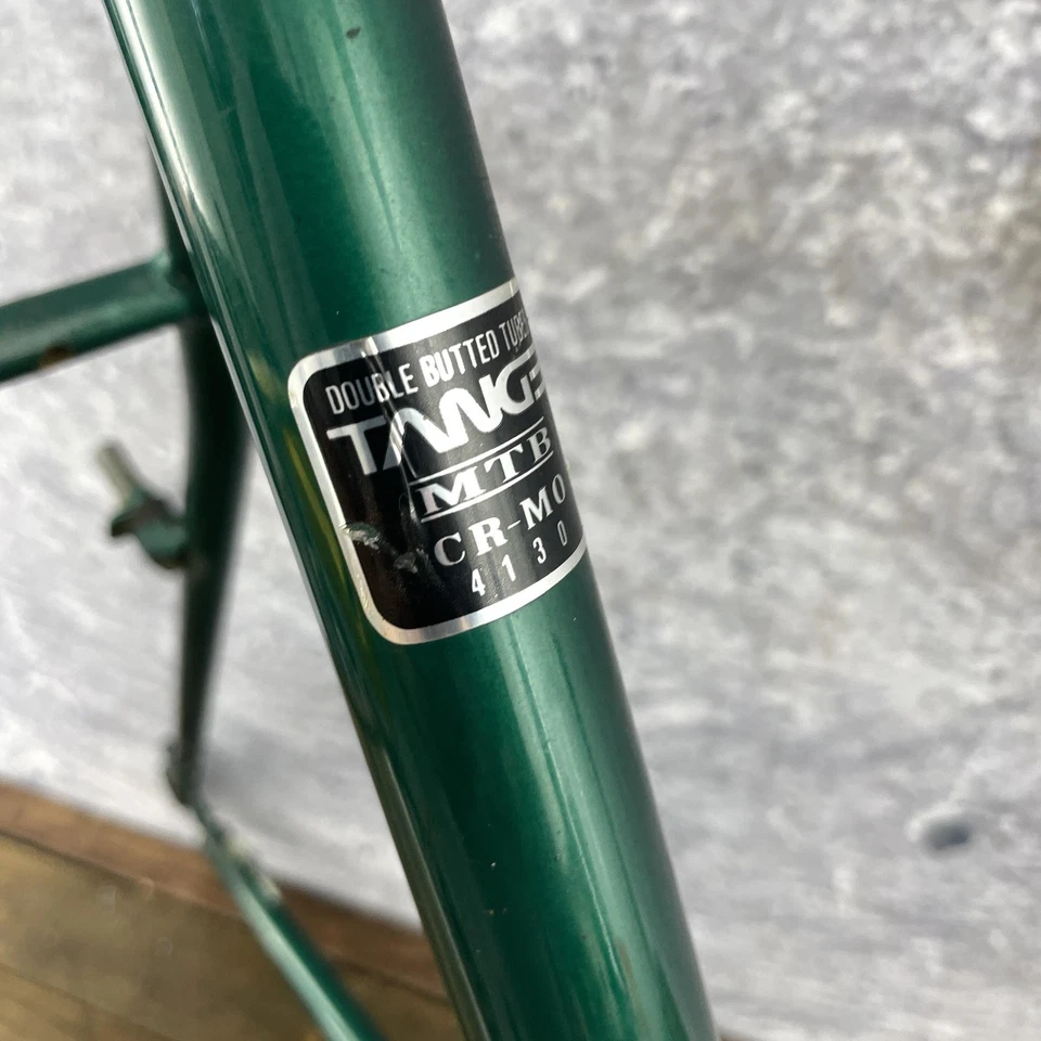 Cuadro Ocelote Bianchi Vintage 19.5 pulgadas Tange 4130 Cromoly Verde 26 pulgadas MTB 135mm Foto 3 de 4