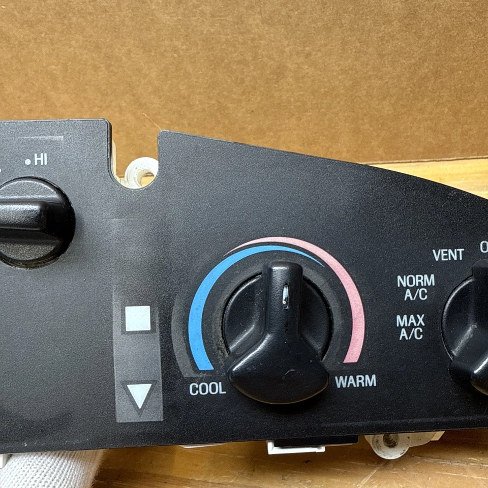 1997-2004 Ford Van Econoline E150 E250 E350 interruptor de controle do aquecedor ventilador traseiro - Imagem 3 de 4