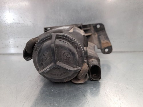 89303051 nebelscheinwerfer links AUDI A6 BERLINA 4B2 2.4 1997 2460970