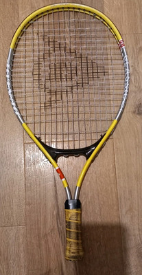 Vintage Dunlop Classic 21 Junior Tennisschläger und Abdeckung gelb Kinder