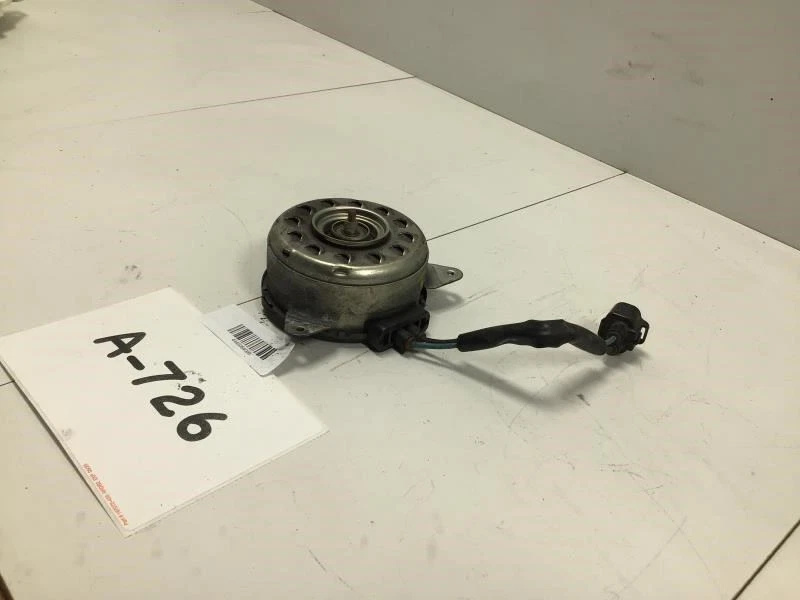 Infiniti G37X 2012 cupé aire acondicionado radiador ventilador motor OEM+ Foto 2 de 4