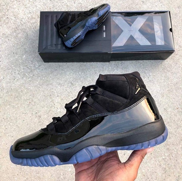 all black jordan 11 cap and gown