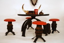 SALOON antiker Kummet Spiegel Wagenrad Tisch + 4 Hocker heavy stuff Westernstyle