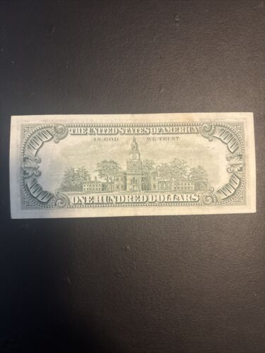 Lightly Circulated Small Head $100 bill (One Hundred Dollar Bill) - Series 1981 - Picture 2 of 2