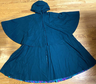 Vintage Texas Body Hangings Long Green Wool Hooded Cape Cloak Coat Medium USA