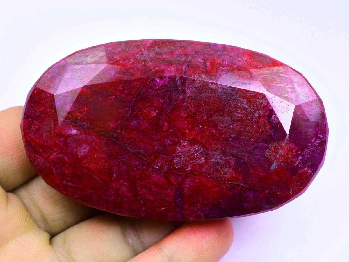 919.5 CT Natural Huge Red Ruby Certified Earth-Mined Museum Grade