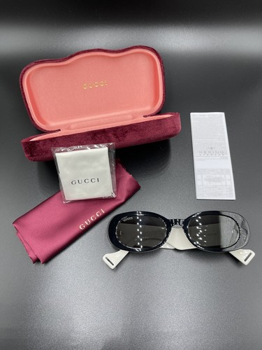 New GUCCI GG0517S 001 Black/White/Gradient Lens 52-23 Authentic Sunglasses Italy - Picture 6 of 6