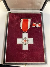 Deutsche Rote Kreuz Orden In Original Schachtel und Miniatur.