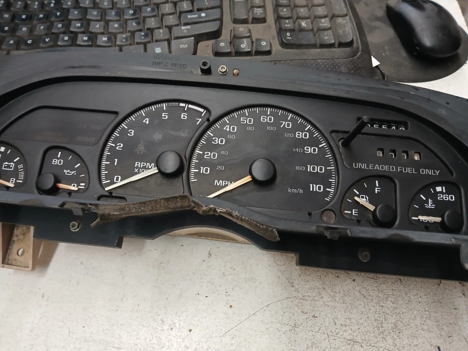 Оригинальная приборная панель спидометра для Chevrolet Camaro 3.8 1994-1996 годов выпуска 16131494 105K - Изображение 2 из 4