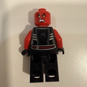 LEGO&reg; Red She-Hulk Minifig sh0372 Marvel Super Heroes Angry Red & Black 76078