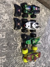 Monster Jam Mutt and Grave Digger Remote Control Monster Trucks 2 El Toro Loco