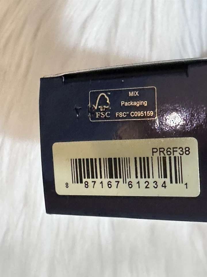 Estee Lauder Futurist Skin Tint SERUM SPF 20 ON1 ALABASTER Foundation Oil Infus - Image 3 of 4