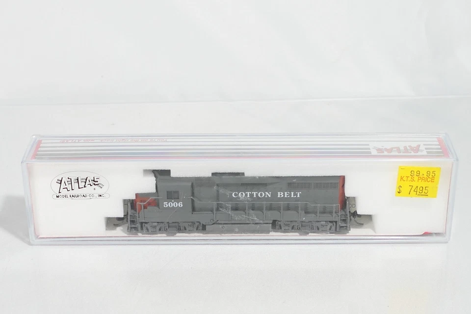 Atlas 4710 N Scale DC Diesel Locomotive Cotton Belt 5006 EMD GP30 - Image 3 of 3