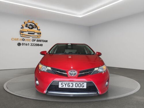 2013 Toyota Auris 1.6 V-Matic Icon Euro 5 5dr HATCHBACK Petrol Manual - Picture 2 of 24