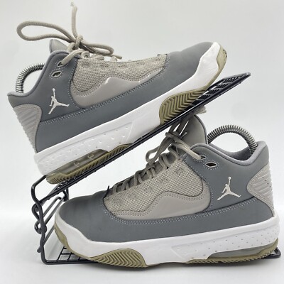 Nike Air Jordan Aura Grau Weiß Turnschuhe Größe UK 4 Leder Damen Hoch CN8094-012