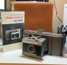 Vintage 1960's POLAROID Folding Land Camera MODEL J66 in Original Leather Case