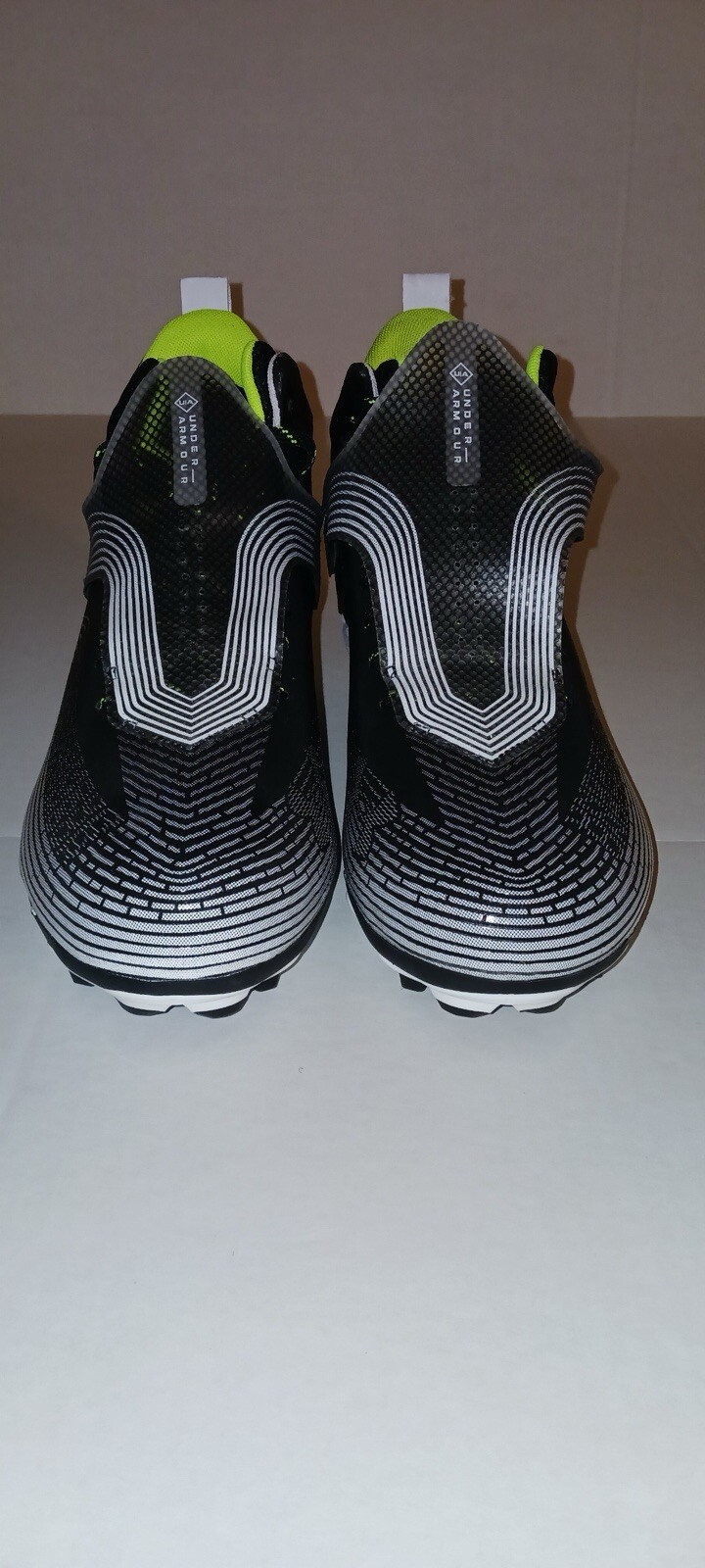 Foto 1 di 6